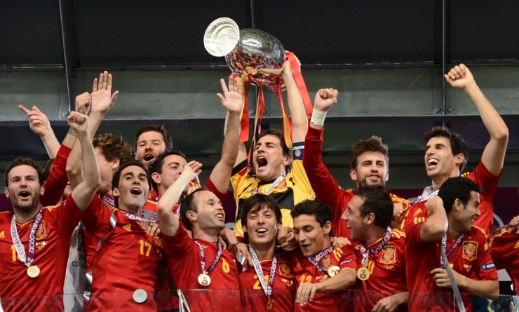 Spain crushes Italy, 4-0, in Euro 2012 final